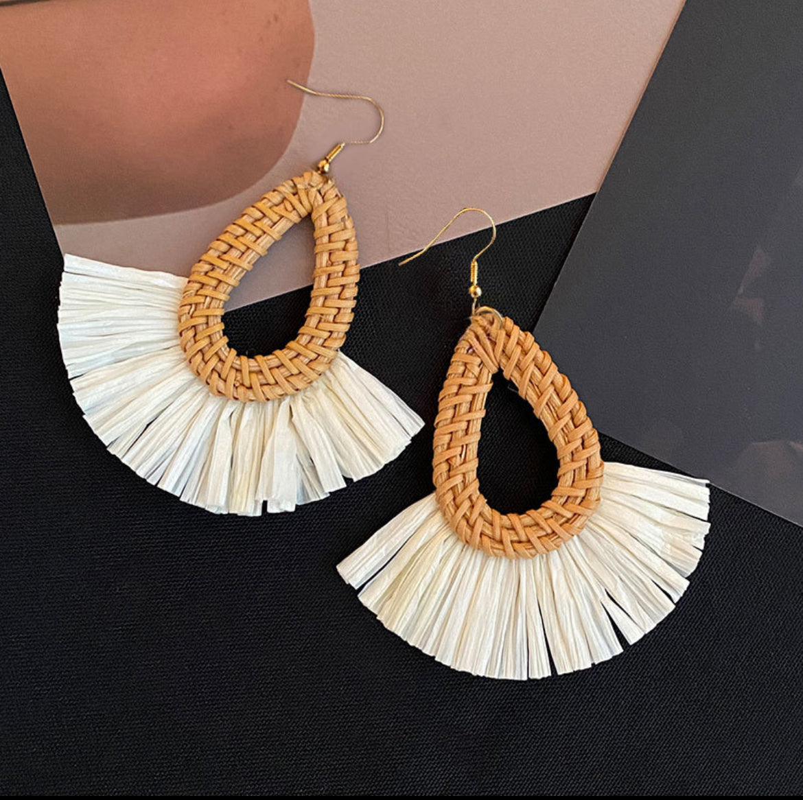 The Isla Breeze Earrings