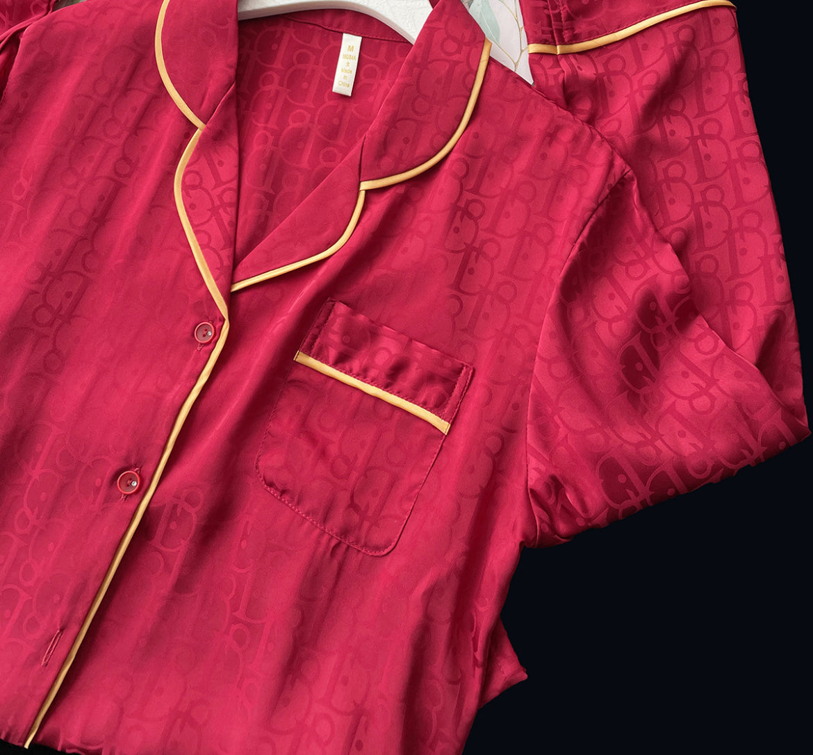 Noir Essence Couple Set