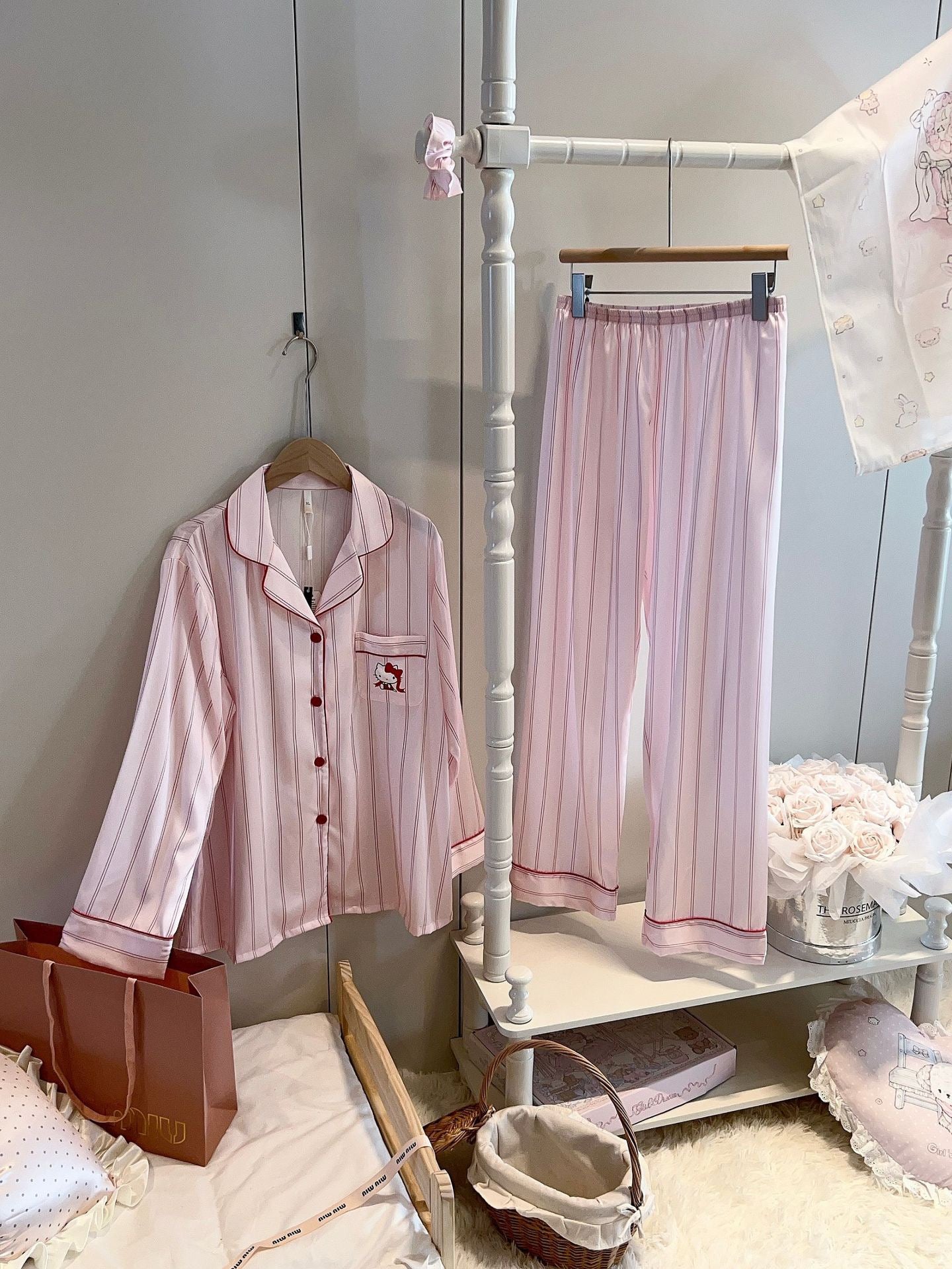 Hello Kitty Pajama Set Long Sleeve