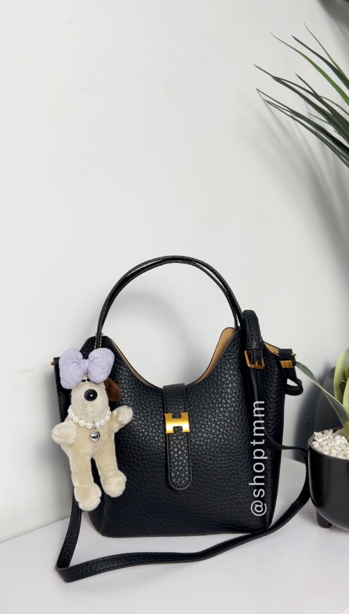 Bucket Shoulder Strap Bag With Charm